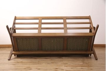 中古　デンマーク家具　Hans J Wegner(ハンス・J・ウェグナー)　GETAMA(ゲタマ)　GE290　オーク材　淡いトーンの色合いがお洒落な3人掛けソファ(アームソファ)(R-051649)