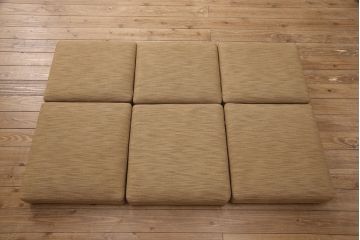 中古　デンマーク家具　Hans J Wegner(ハンス・J・ウェグナー)　GETAMA(ゲタマ)　GE290　オーク材　淡いトーンの色合いがお洒落な3人掛けソファ(アームソファ)(R-051649)