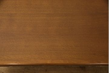 中古　デンマーク家具　Hans J Wegner(ハンス・J・ウェグナー)　GETAMA(ゲタマ)　洗練されたスタイリッシュさが魅力的なセンターテーブル(コーヒーテーブル、リビングテーブル)(R-051650)