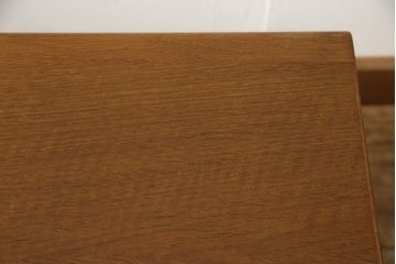 中古　デンマーク家具　Hans J Wegner(ハンス・J・ウェグナー)　GETAMA(ゲタマ)　洗練されたスタイリッシュさが魅力的なセンターテーブル(コーヒーテーブル、リビングテーブル)(R-051650)
