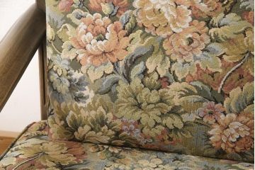 中古　神戸洋家具　永田良介商店　ゲンコツ型　最高峰!花柄ファブリックが格調高い空間を演出する1人掛けソファ(定価約70万円)(アームソファ、一人掛け)(R-051653)