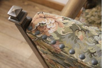 中古　神戸洋家具　永田良介商店　ゲンコツ型　最高峰!花柄ファブリックが格調高い空間を演出する1人掛けソファ(定価約70万円)(アームソファ、一人掛け)(R-051653)
