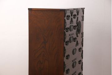 中古　美品　国産民芸家具　内部総桐材　飾り金具の意匠が美しい衣装箪笥(和タンス、チェスト、引き出し)(R-051663)