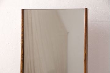 中古　岩谷堂箪笥　上質な空間づくりにおすすめ!くっきりした木目が目を惹く鏡台(姿見、ミラー、ドレッサー)(R-051664)