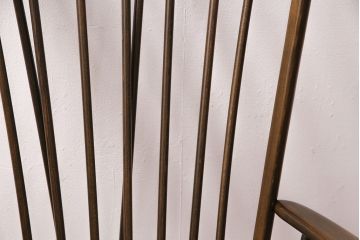 ヴィンテージ家具　ERCOL(アーコール)　エバーグリーン　エレガントな雰囲気漂う1人掛けイージーチェア(ラウンジチェア、アームチェア、椅子、ソファ、ビンテージ)(R-051666)