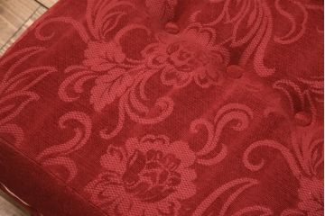 ヴィンテージ家具　ERCOL(アーコール)　艶やかなカラーが目を引くスツール(オットマン)付きビンテージ二人掛けソファ(アームソファ)(R-051667)
