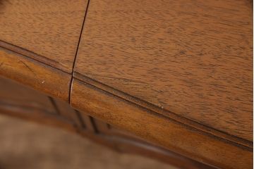 中古　DREXEL HERITAGE(ドレクセルヘリテイジ)　Touraine(ツーレイン)シリーズ　大人の気品が漂うマホガニー材製のドレッサー(テーブル、デスク、在宅ワーク、在宅用、作業台、椅子、鏡)(R-051681)