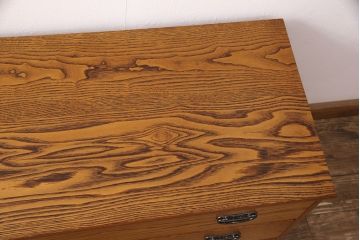 中古　美品　三越百貨店取扱い　手作り国産家具　民芸家具　栗材の明るい色合いとくっきりとした木目が魅力の民芸箪笥(チェスト、引き出し、サイドチェスト、ローボード)(R-051682)