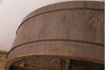 和製ビンテージ　民芸家具　総桐材　まるでオブジェのような凝った作りが魅力的な丸型茶棚(飾り棚、茶箪笥、水屋箪笥、収納棚、ヴィンテージ家具)(R-051684)