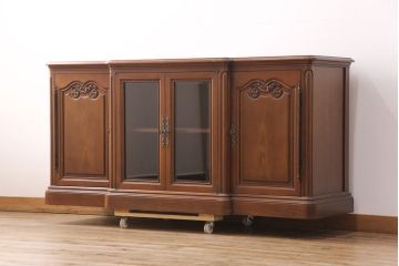 中古　DREXEL HERITAGE(ドレクセルヘリテイジ)　気品溢れる佇まいが魅力的なマホガニー材製サイドボード(リビングボード、収納棚、戸棚)(R-051691)