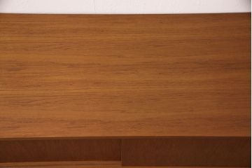 中古　karf(カーフ)オリジナル　北欧ビンテージ風家具　チーク材　2wayが嬉しい!ナチュラルスタイルにもモダンスタイルにもなるローボード(テレビ台、テレビボード、リビングボード、収納棚、ヴィンテージ風)(R-051692)