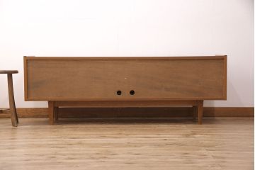 中古　karf(カーフ)オリジナル　北欧ビンテージ風家具　チーク材　2wayが嬉しい!ナチュラルスタイルにもモダンスタイルにもなるローボード(テレビ台、テレビボード、リビングボード、収納棚、ヴィンテージ風)(R-051692)