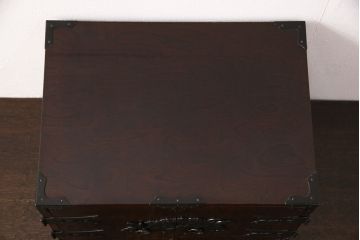和製ビンテージ　民芸家具　立派な金具が目を惹く小箪笥(小引き出し、小抽斗、小物収納、卓上収納、ヴィンテージ)(R-051706)