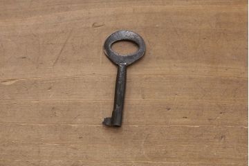 和製ビンテージ　民芸家具　立派な金具が目を惹く小箪笥(小引き出し、小抽斗、小物収納、卓上収納、ヴィンテージ)(R-051706)