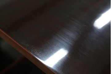 中古　美品　輪島塗り　芳山銘　草花の蒔絵が雅やかな飾り棚(茶棚、収納棚、戸棚)(R-051710)