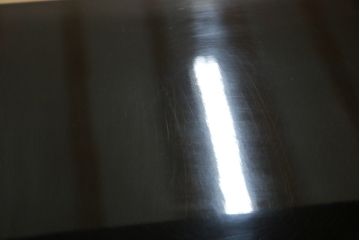 中古　美品　輪島塗り　芳山銘　草花の蒔絵が雅やかな飾り棚(茶棚、収納棚、戸棚)(R-051710)
