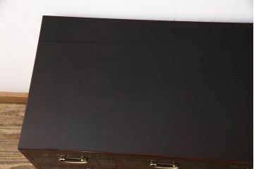 中古　美品　蒔絵入り　本漆溜塗り　ほんのりと赤みがかった漆が綺麗な箪笥(定価約90万円)(和タンス、引き出し、チェスト)(R-051714)