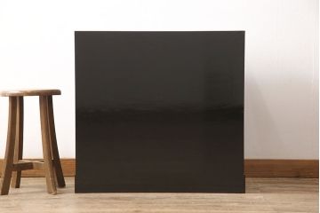 中古　美品　蒔絵入り　本漆溜塗り　ほんのりと赤みがかった漆が綺麗な箪笥(定価約90万円)(和タンス、引き出し、チェスト)(R-051714)