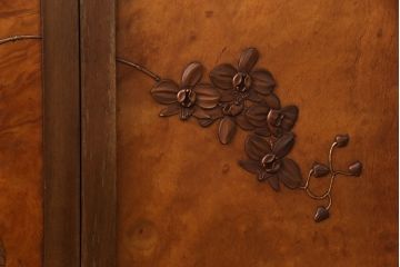 アンティーク家具　工芸品　希少!カエデ材の彫刻や透かし彫り、象嵌の凝ったつくりが素晴らしい4連衝立て(四連衝立て、パーテーション、仕切り)(R-051717)