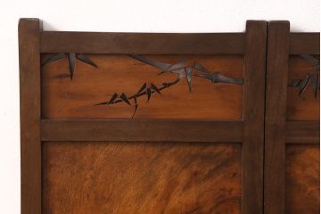 アンティーク家具　工芸品　希少!カエデ材の彫刻や透かし彫り、象嵌の凝ったつくりが素晴らしい4連衝立て(四連衝立て、パーテーション、仕切り)(R-051717)
