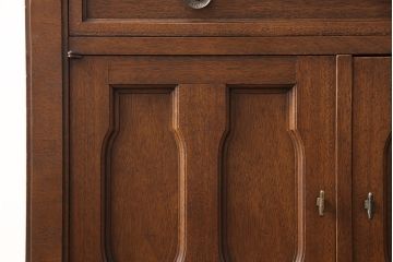 中古　アメリカ製　DREXEL HERITAGE(ドレクセルヘリテイジ)　Triune(トライユン)　キャスター付きサービス台(サーバー、キャビネット、作業台、収納棚)(R-051718)