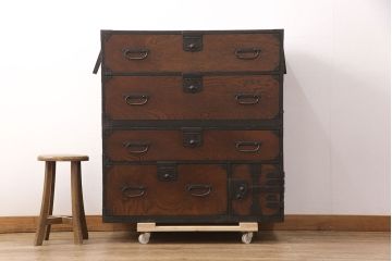 和製アンティーク　明治大正期　前面ケヤキ材・玉杢　味わいのある二段重ね時代箪笥 (和箪笥、収納箪笥、引き出し)(R-051734)