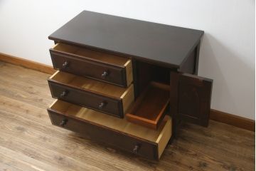 中古　リメイク家具　北海道民芸家具　上質な作りが魅力のサイドキャビネット(リビングボード、引き出し、チェスト、テレビ台)(R-051738)