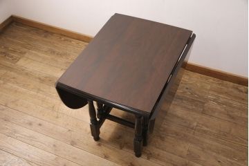 中古　北海道民芸家具　希少な絶版品　引き出し付きが使い勝手の良い上品なバタフライテーブル(ダイニングテーブル、エクステンションテーブル)(R-051740)