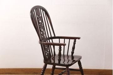 中古　美品　松本民芸家具風　背もたれのデザインがお洒落な上質なつくりのウィンザーチェア(アームチェア、椅子、ウインザーチェア)(R-051742)