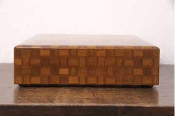中古　伝統工芸　かご編みのような市松模様がおしゃれな寄木細工の小箱(文箱、収納箱、小物収納、木箱)(R-051747)