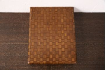 中古　伝統工芸　かご編みのような市松模様がおしゃれな寄木細工の小箱(文箱、収納箱、小物収納、木箱)(R-051747)