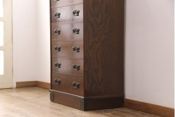 中古　民芸家具　凛とした佇まいが魅力の縦型チェスト(和箪笥、和タンス、整理タンス、引き出し)(R-051750)