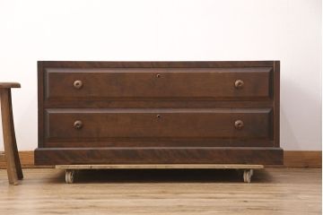 中古　北海道民芸家具　当店リメイク　奥行を詰めて取り入れやすいサイズに生まれ変わるローチェスト(テレビ台、テレビボード、ローボード、引き出し)(R-051753)