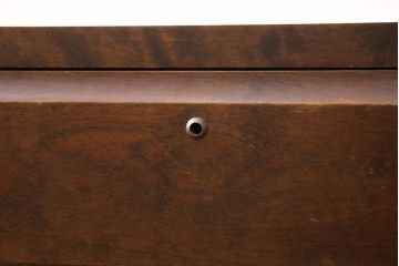 中古　北海道民芸家具　当店リメイク　奥行を詰めて取り入れやすいサイズに生まれ変わるローチェスト(テレビ台、テレビボード、ローボード、引き出し)(R-051753)