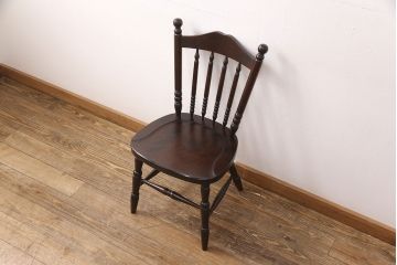 中古　北海道民芸家具　美品!クラシカルな雰囲気漂うダイニングチェア(椅子、板座チェア)(R-051754)