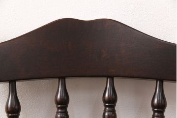 中古　北海道民芸家具　美品!クラシカルな雰囲気漂うダイニングチェア(椅子、板座チェア)(R-051754)
