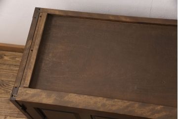 中古　北海道民芸家具　天板・脚(台輪)付きリメイク　高級感とシックな印象を与える、衣装盆付きのローボード(引き出し、チェスト、リビングボード、テレビ台、テレビボード、着物箪笥)(R-051757)