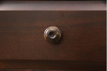 中古　天板リメイク　落ち着いた木の色合いが魅力的なチェスト(サイドボード、テレビボード、引き出し)(R-051758)