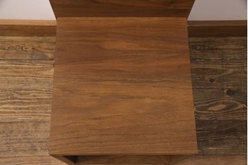 中古　アカセ木工　MASTERWAL(マスターウォール)　ウォールナット材　サイドテーブルとしても活躍する収納付きチェア(スツール、板座チェア)(R-051760)