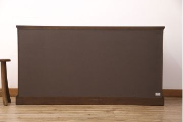 中古　美品　DREXEL HERITAGE(ドレクセルヘリテイジ)　Triune(トライユン)　クラシカルな佇まいのサイドボード(キャビネット、リビングボード)(定価約54万円)(R-051761)