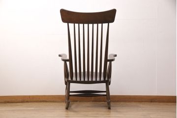 中古　極美品!　松本民芸家具　くつろぎの時間にぴったりなJ型ロッキングチェア(アームチェア、揺り椅子)(R-051767)