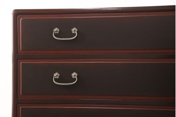 中古　美品　本漆溜塗り　美しい花の蒔絵が目を引く二段重ね箪笥(定価220万円)(和タンス、引き出し、チェスト)(R-051771)