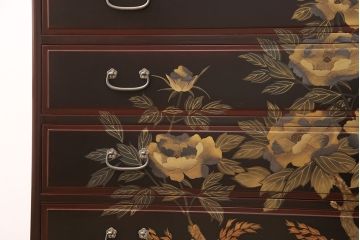 中古　美品　本漆溜塗り　美しい花の蒔絵が目を引く二段重ね箪笥(定価220万円)(和タンス、引き出し、チェスト)(R-051771)