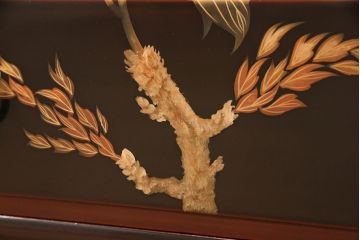 中古　美品　本漆溜塗り　美しい花の蒔絵が目を引く二段重ね箪笥(定価220万円)(和タンス、引き出し、チェスト)(R-051771)