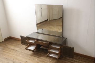 中古　美品　神戸洋家具　永田良介商店　幾何学模様の意匠がアクセントになるドレッサー&スツールセット(鏡台、椅子)(R-051782)