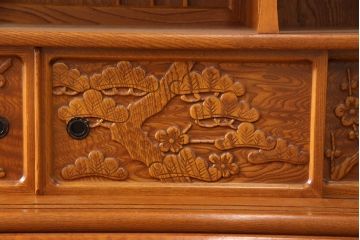 中古　美品　前面ケヤキ材　なかなかお目にかかれない特大サイズの2段重ね茶箪笥(茶棚、食器棚、収納棚、キャビネット、戸棚)(定価約135万円)(R-051786)
