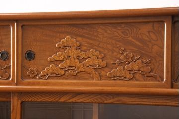 中古　美品　前面ケヤキ材　なかなかお目にかかれない特大サイズの2段重ね茶箪笥(茶棚、食器棚、収納棚、キャビネット、戸棚)(定価約135万円)(R-051786)
