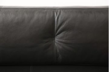 中古　REAL Style(リアルスタイル)　GRAN sofa(グランソファ)　ウォールナット無垢材　本革　モダンな空間を演出する3人掛けソファ(三人掛け、3P、アームソファ)(R-051790)