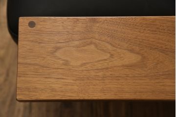 中古　REAL Style(リアルスタイル)　GRAN sofa(グランソファ)　ウォールナット無垢材　本革　モダンな空間を演出する3人掛けソファ(三人掛け、3P、アームソファ)(R-051790)