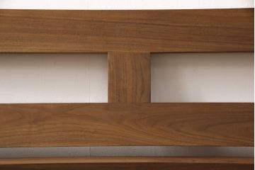 中古　REAL Style(リアルスタイル)　GRAN sofa(グランソファ)　ウォールナット無垢材　本革　モダンな空間を演出する3人掛けソファ(三人掛け、3P、アームソファ)(R-051790)